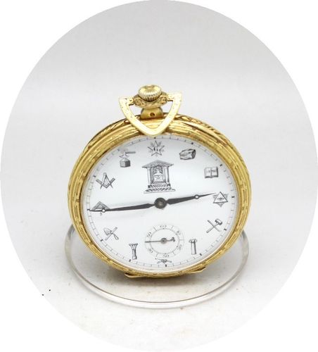 Longines in 18k Gold case, year 1925.